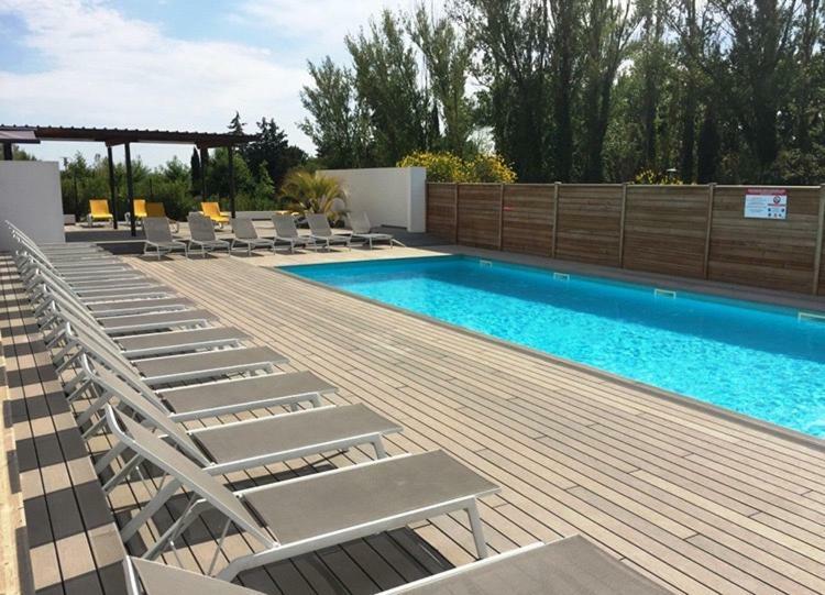 Les Terrasses D'Aix - Studio Avec Grande Terrasse Privee Aparthotel Éguilles Eksteriør bilde